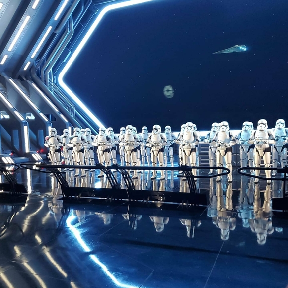 Meet your Posher, Chad - Picture 5 of 7